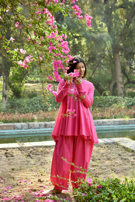 Diva Daulti pink embroidered cotton kurta set with dhoti pants