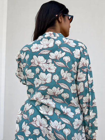 Aaravi Vintage Floral Tunic – Teal Blossom with Lace Yoke