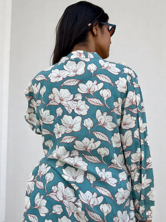 Aaravi Vintage Floral Tunic – Teal Blossom with Lace Yoke