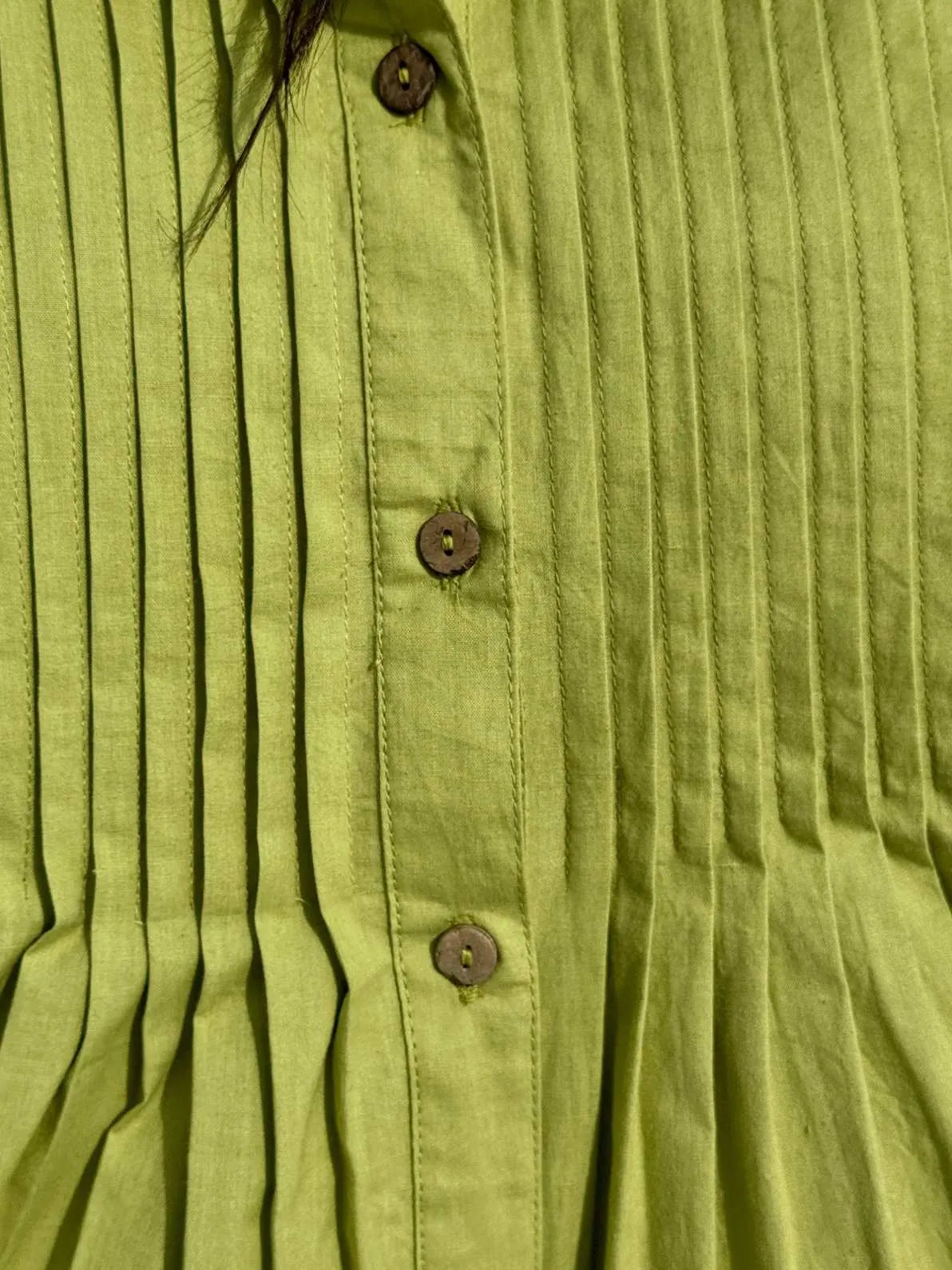 Zoya Pleated Shirt – Lime Pop Green