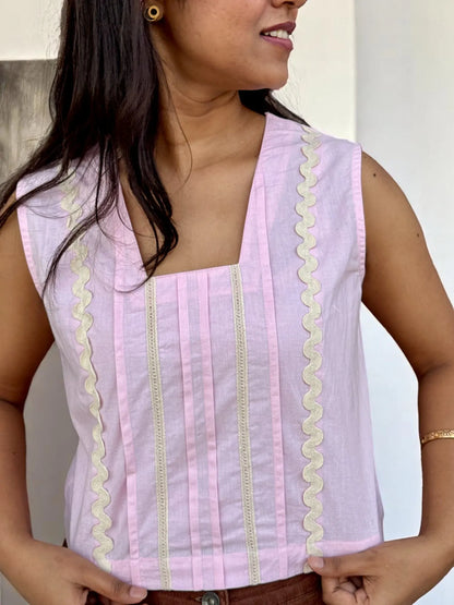 Inaaya Lace Trim Sleeveless Top – Soft Pink