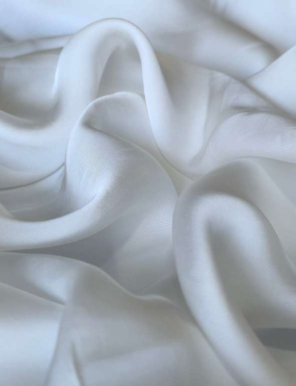 Bemberg Satin 102 fabric swatch