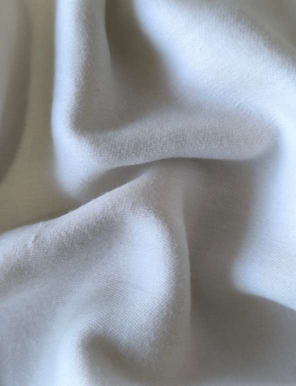 Kala Cotton 102 44s fabric swatch