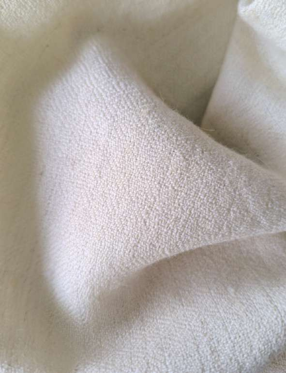 Merino Diamond MP 120 Count fabric swatch
